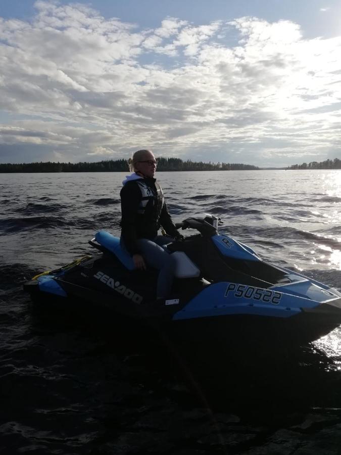 Raemaekkae Holidays Rautalampi Bagian luar foto